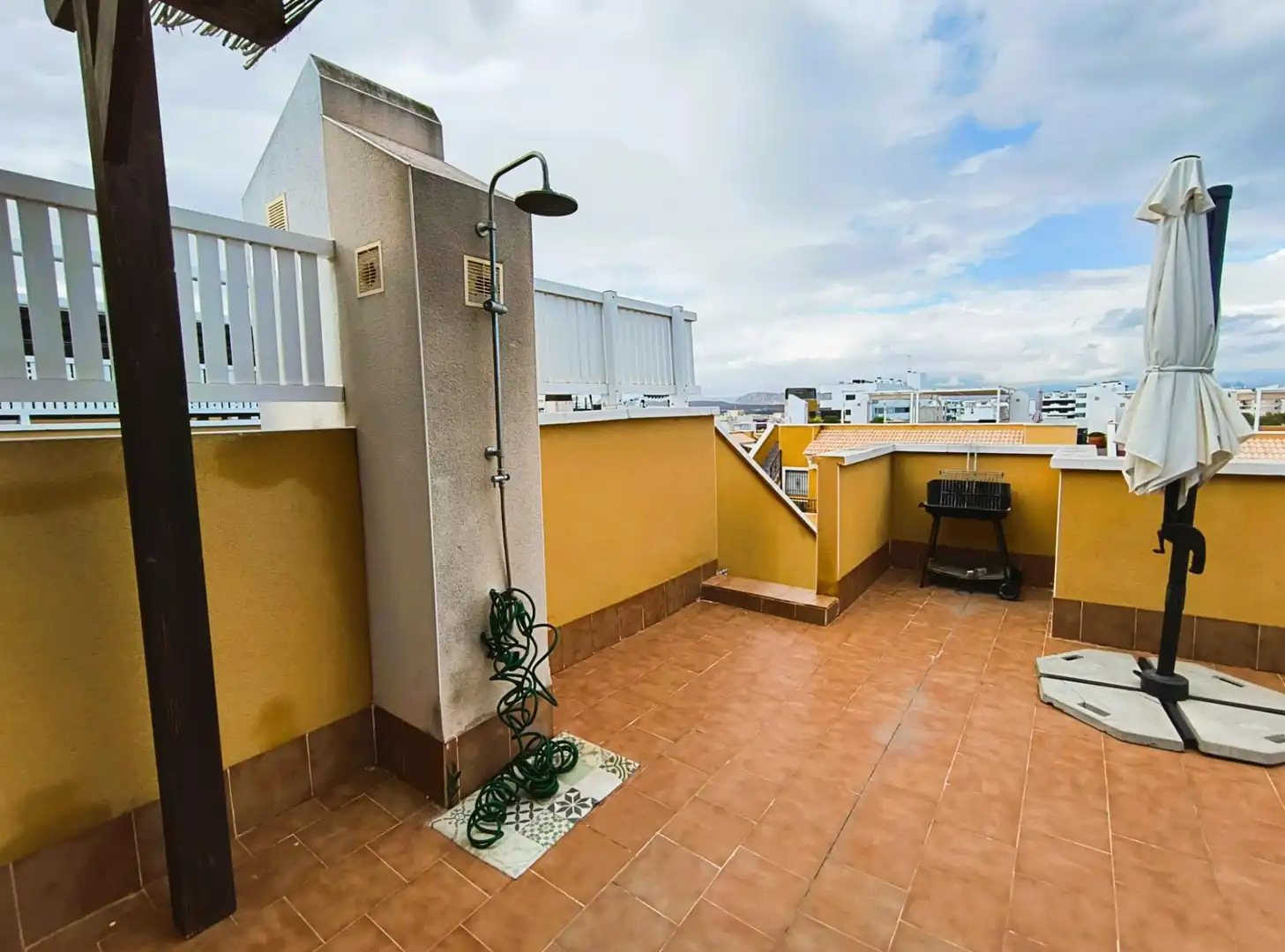 Terrassa de Casa o xalet en venda en Elche / Elx amb Aire condicionat, Jardí privat i Terrassa