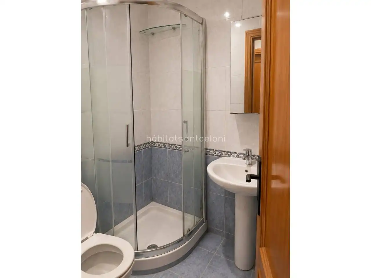Baño de Piso en venta en Sant Celoni con Aire acondicionado, Calefacción y Balcón