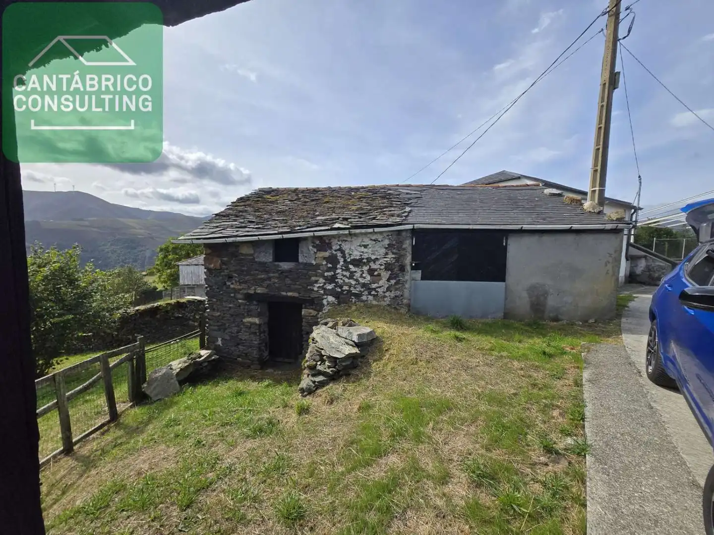 Exterior view of Houses for sale in Villayón  with Storage room