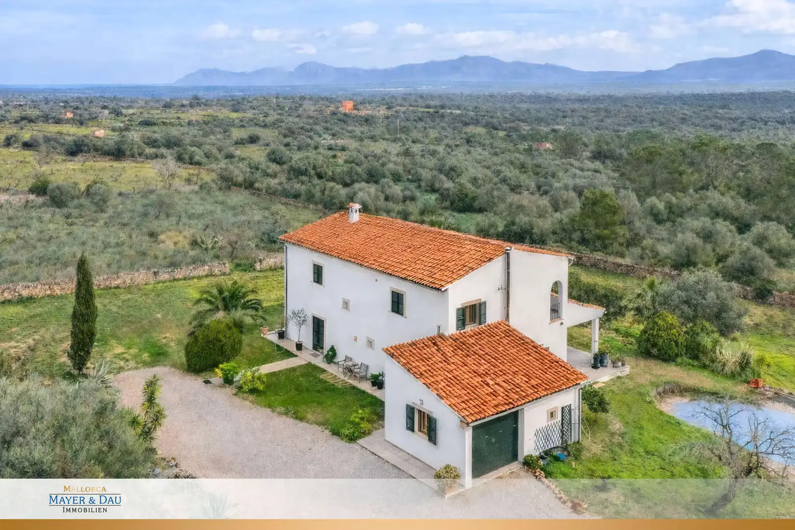 Vista exterior de Finca rústica en venda en Santa Margalida amb Moblat