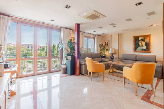 Piso en Venta en Comillas