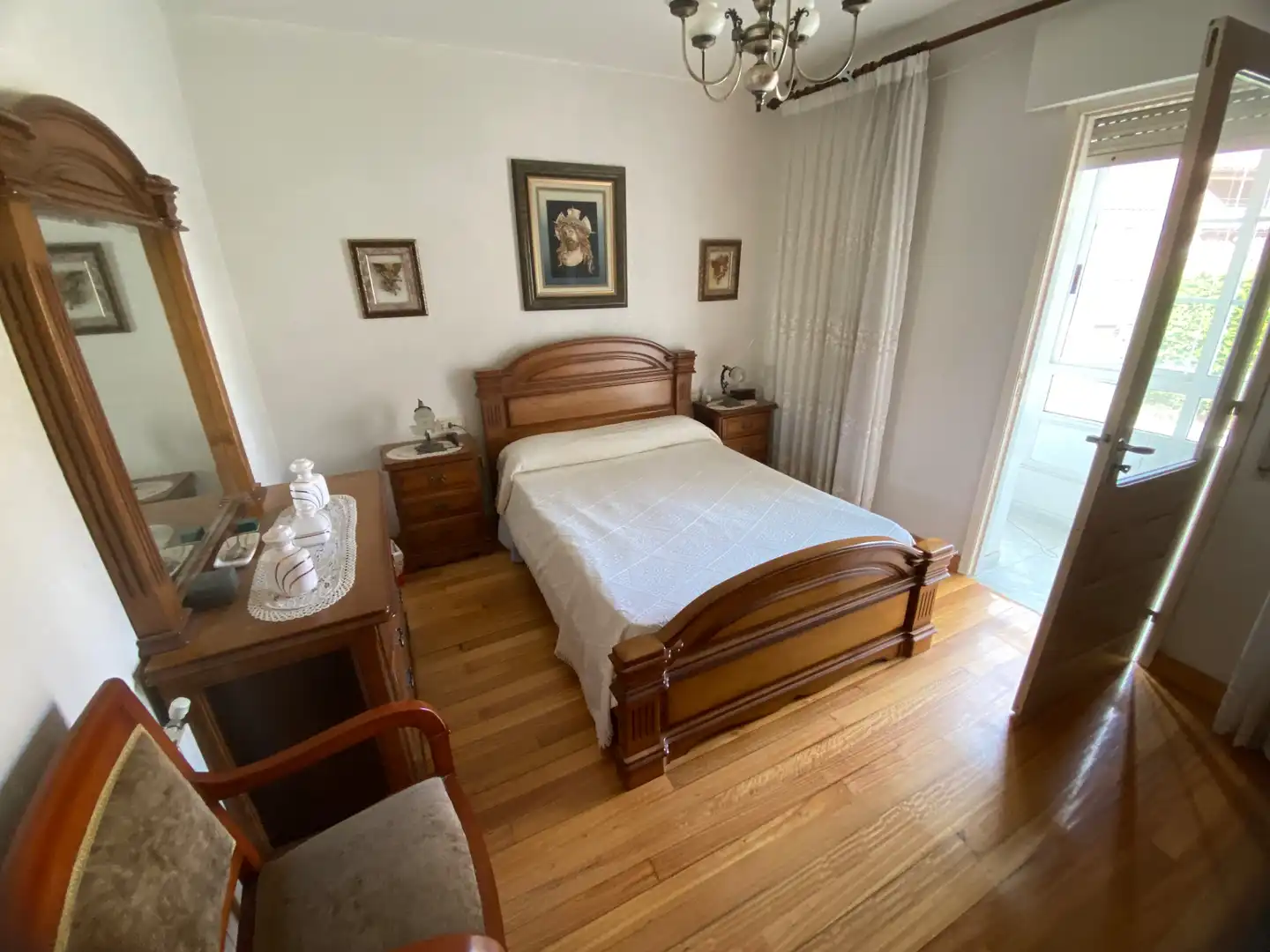 Dormitori de Casa o xalet en venda en A Pobra do Caramiñal amb Calefacció, Jardí privat i Parquet