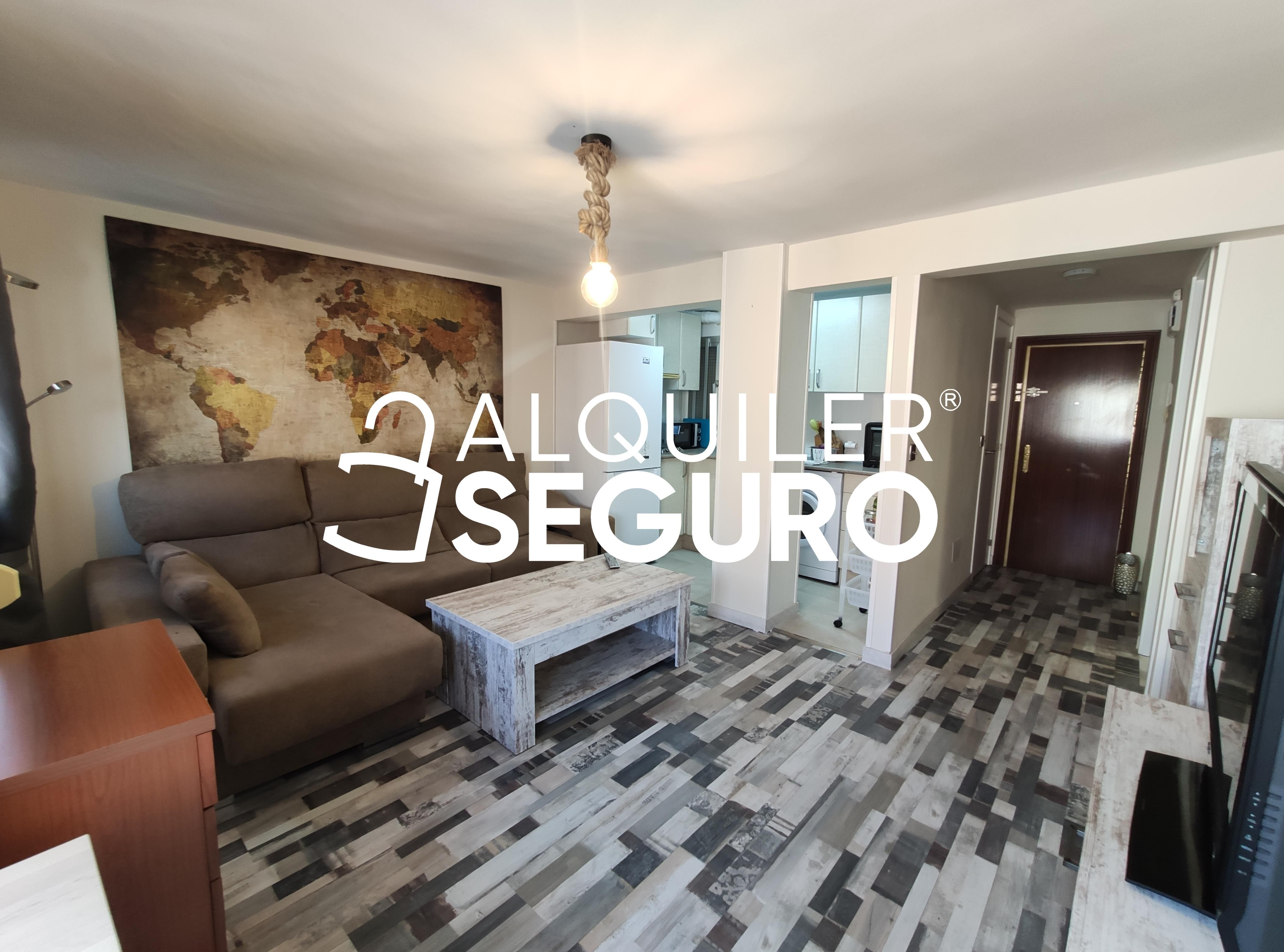 Sala d'estar de Pis de lloguer en  Madrid Capital amb Aire condicionat, Calefacció i Moblat