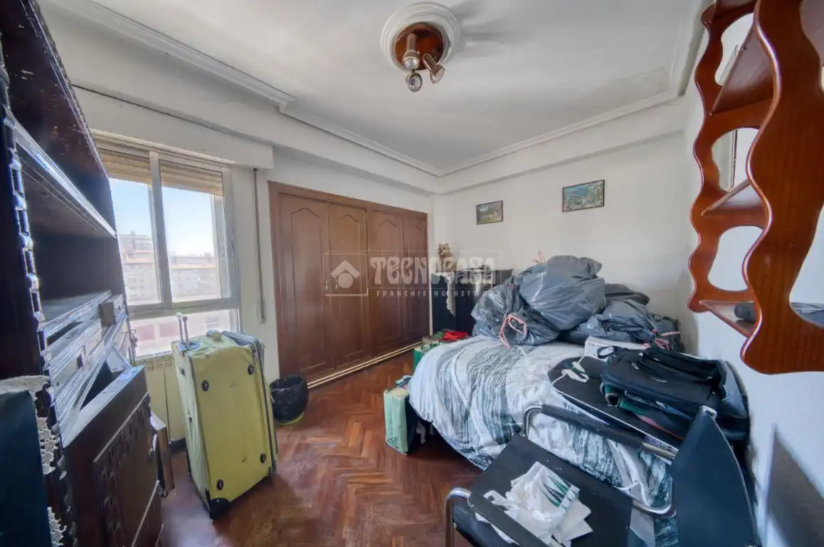 Dormitori de Pis en venda en Valladolid amb Calefacció, Parquet i Terrassa