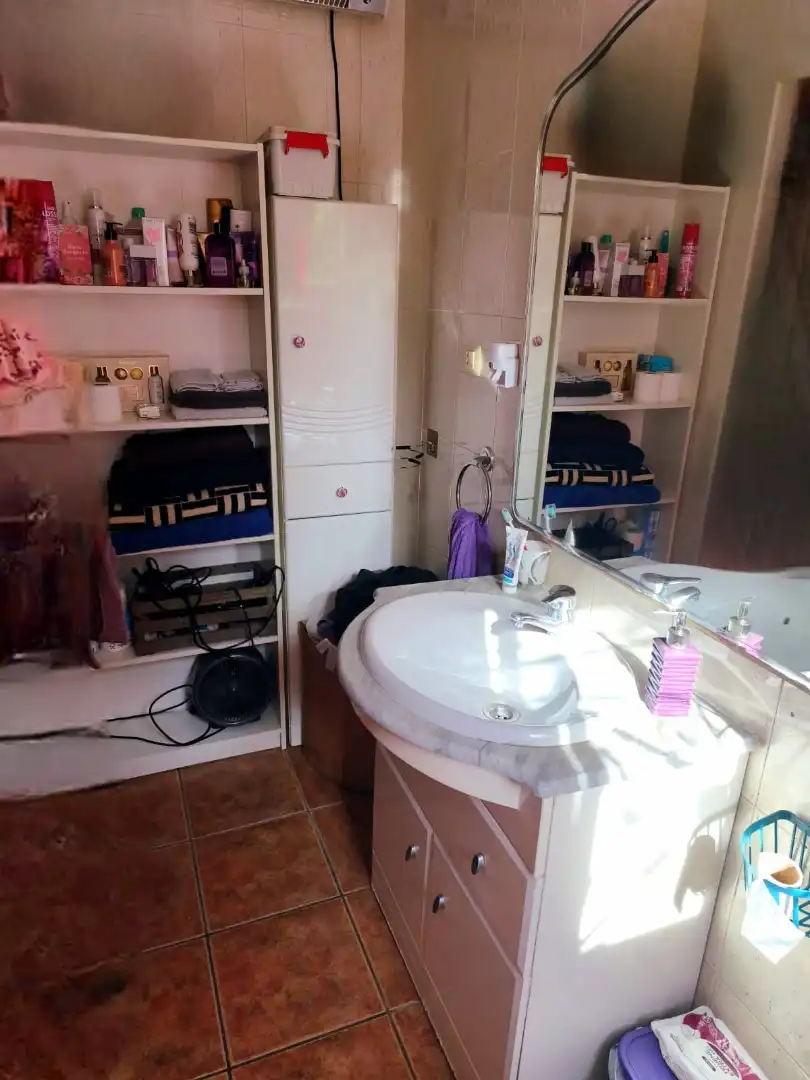 Detached house with pool for sale in Montserrat, imagen 13
