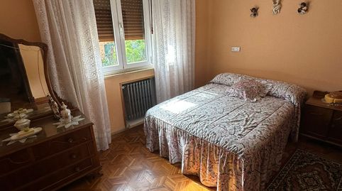 Foto 5 von Einfamilien-Reihenhaus zum Verkauf in As-338, San Martín del Rey Aurelio, Asturias