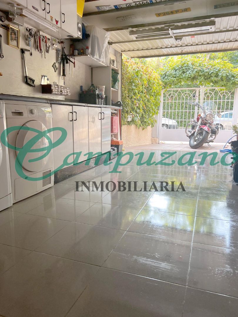 Exterior view of House or chalet for sale in Aranjuez  with Heating, Private garden and Swimming Pool