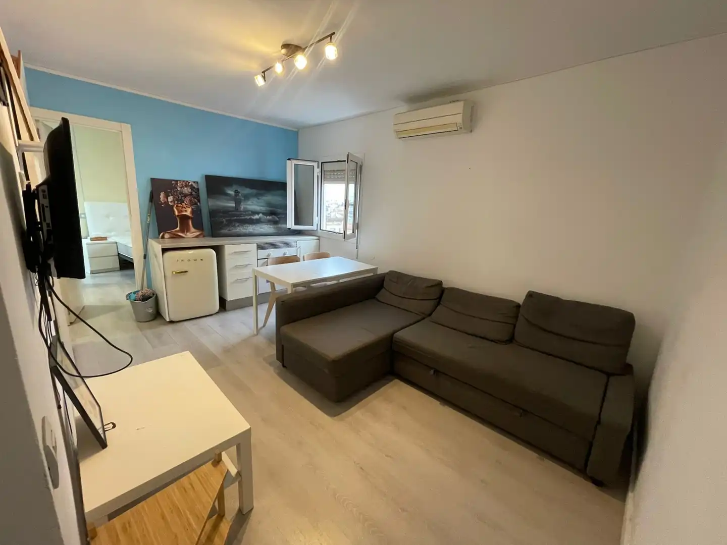 Wohnzimmer von Wohnung zur Miete in L'Hospitalet de Llobregat mit Klimaanlage, Heizung und Möbliert