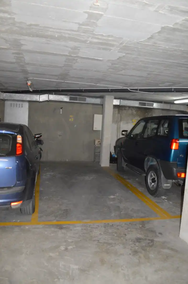 Aparcament de Pis en venda en Vilafranca del Penedès amb Aire condicionat, Calefacció i Parquet