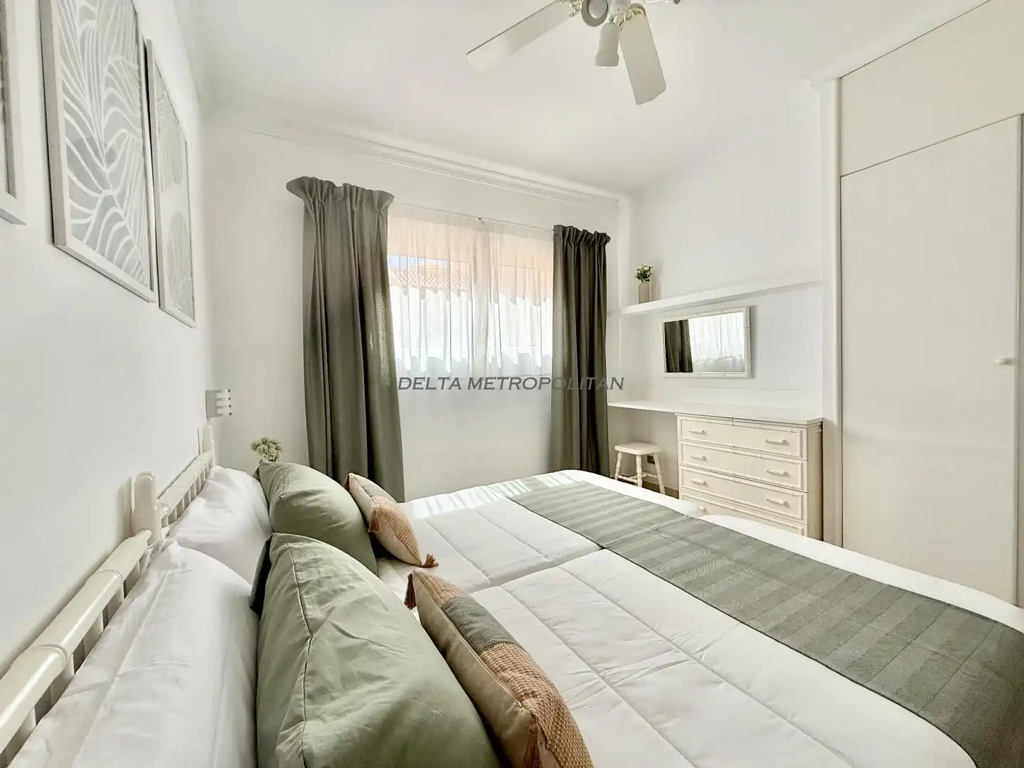 Dormitori de Apartament de lloguer en San Miguel de Abona amb Aire condicionat, Terrassa i Moblat