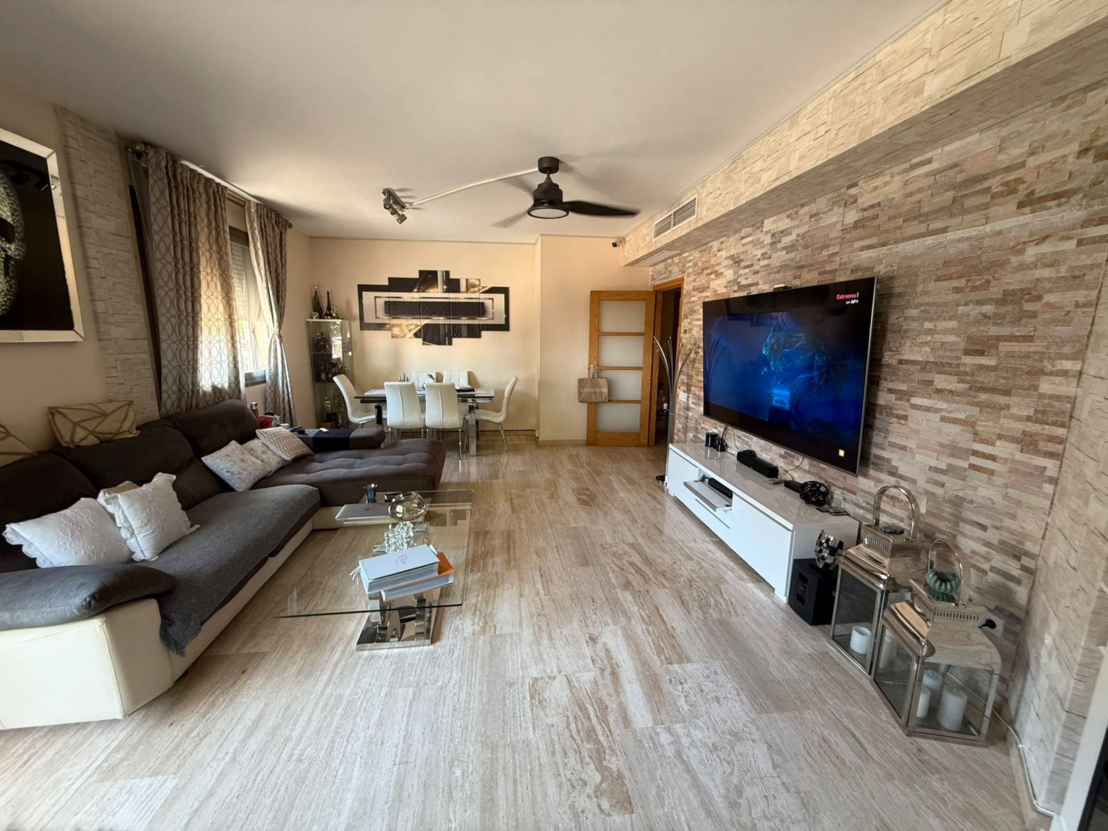 Living room of Flat for sale in  Palma de Mallorca  with Air Conditioner, Terrace and Storage room
