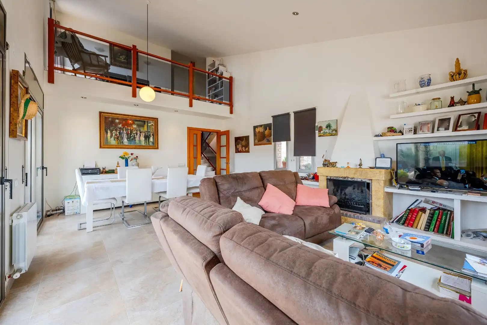 Sala d'estar de Casa o xalet en venda en Calafell amb Calefacció, Jardí privat i Terrassa