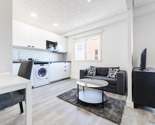 Living room of Apartment for sale in  Valencia Capital  with Air Conditioner, Furnished and Oven