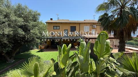 Foto 2 de Casa adosada de alquiler en El Poal, Barcelona