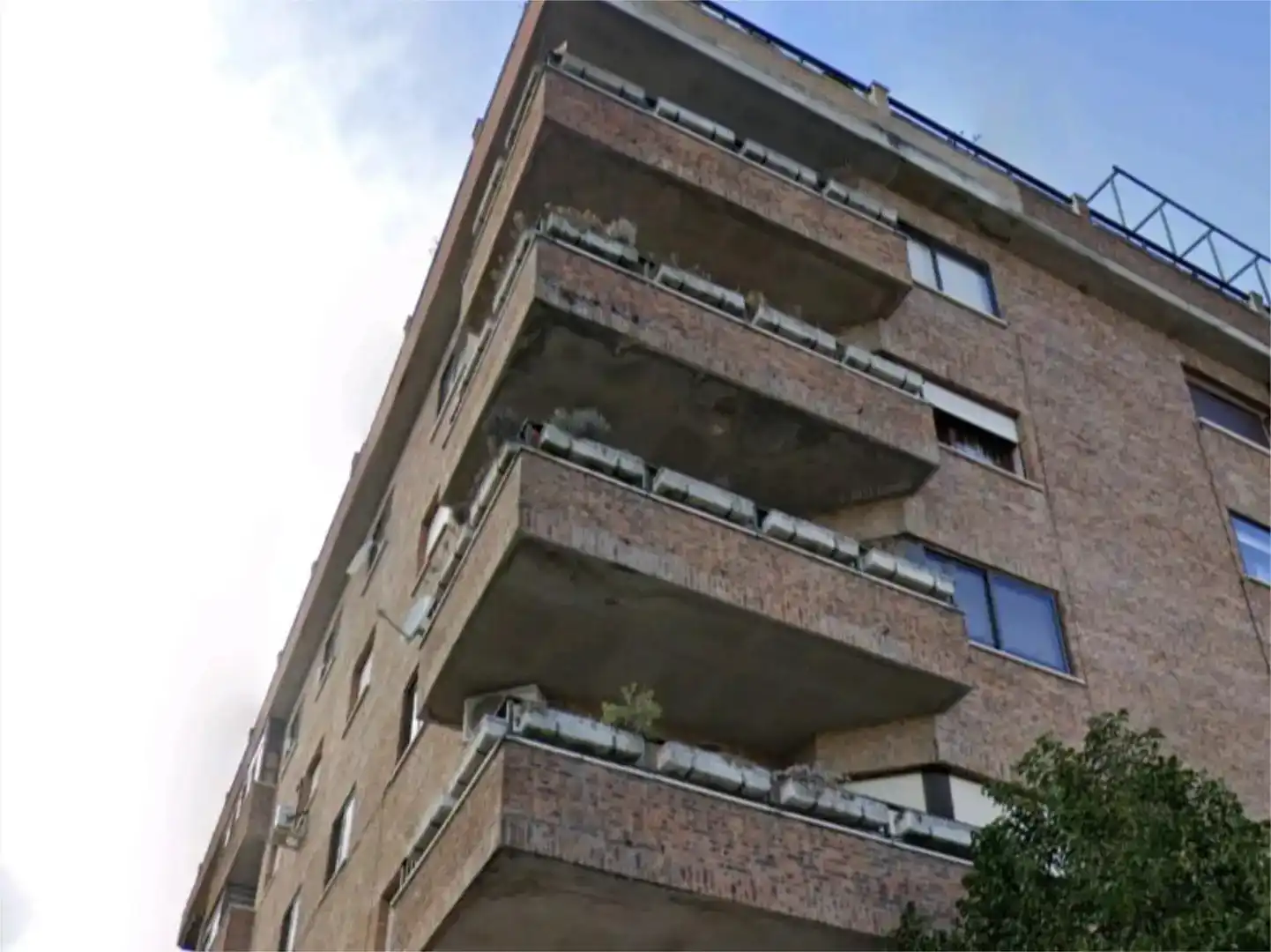 Vista exterior de Pis en venda en Coria amb Aire condicionat i Balcó