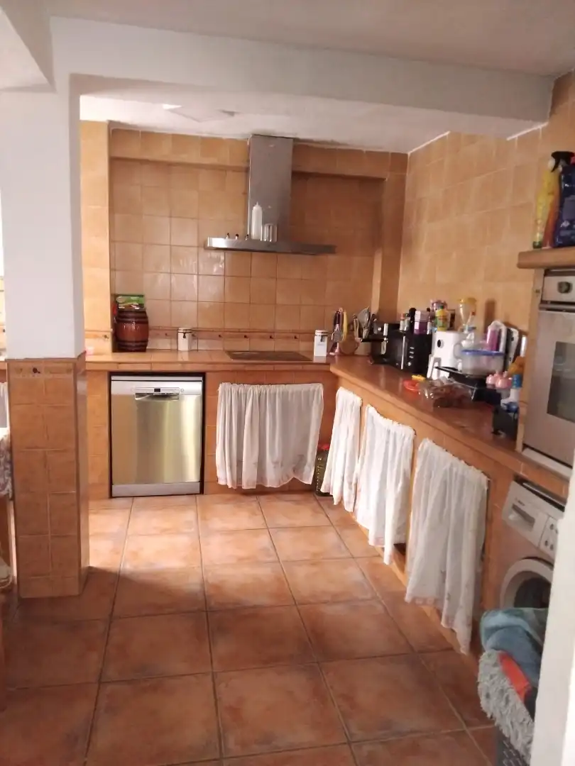 Kitchen of Flat for sale in Algeciras  with Air Conditioner, Heating and Furnished