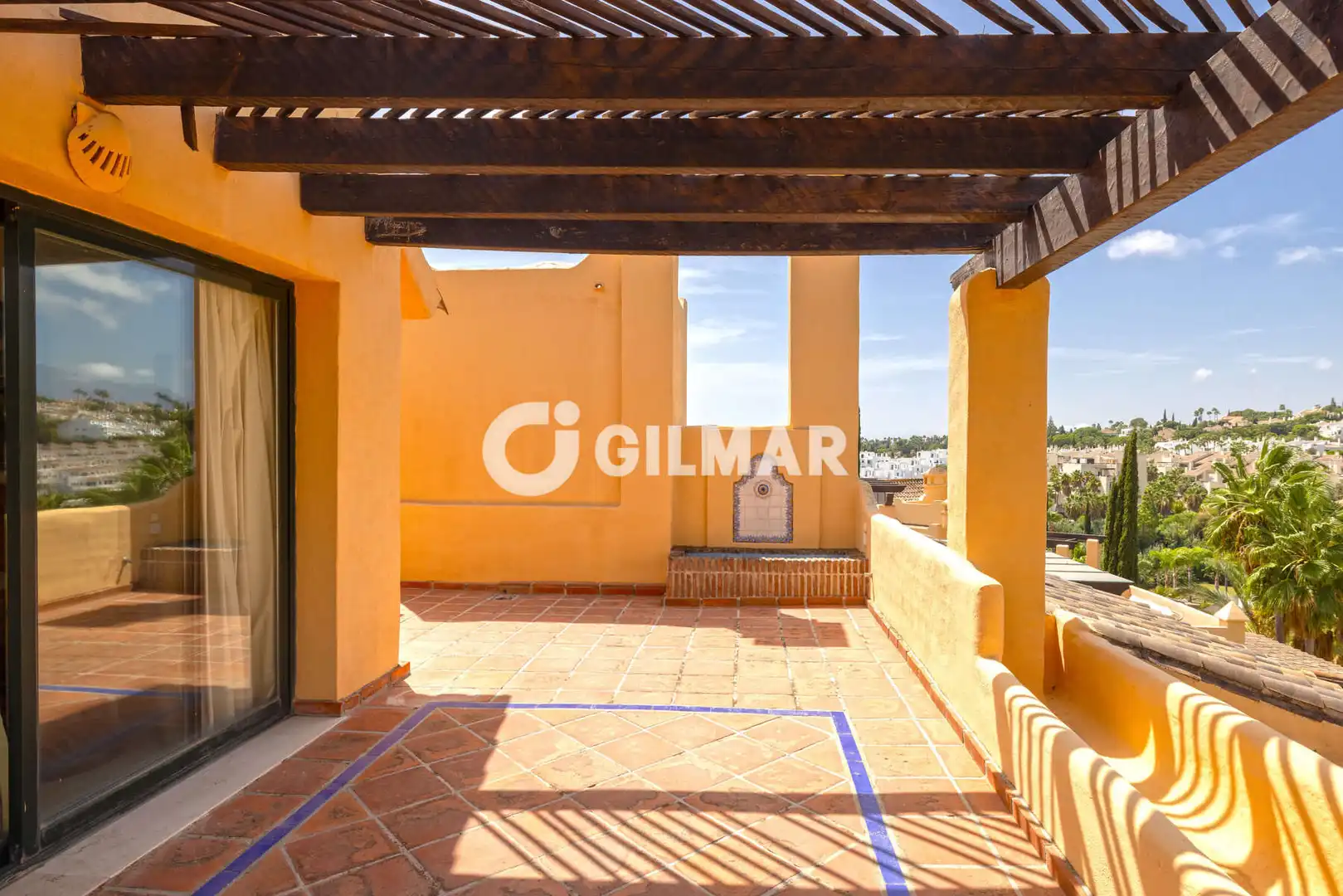 Terrassa de Dúplex en venda en Estepona amb Calefacció, Jardí privat i Traster