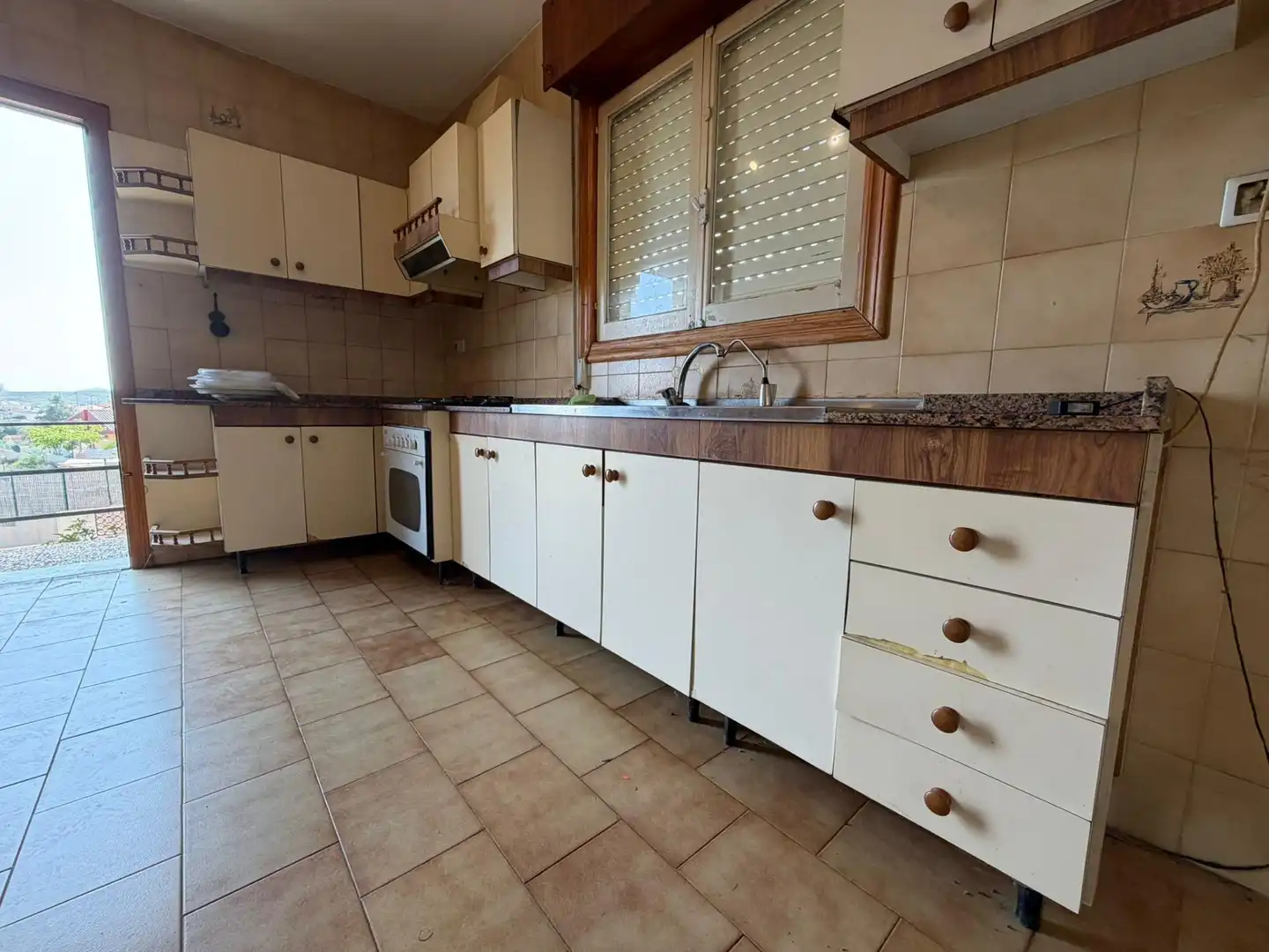 Cuina de Casa o xalet en venda en Águilas amb Jardí privat, Terrassa i Traster