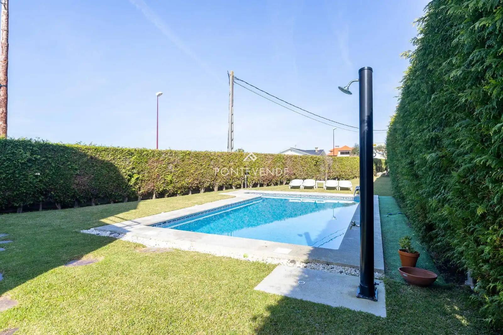 Piscina de Casa o xalet en venda en Vigo  amb Calefacció, Jardí privat i Terrassa