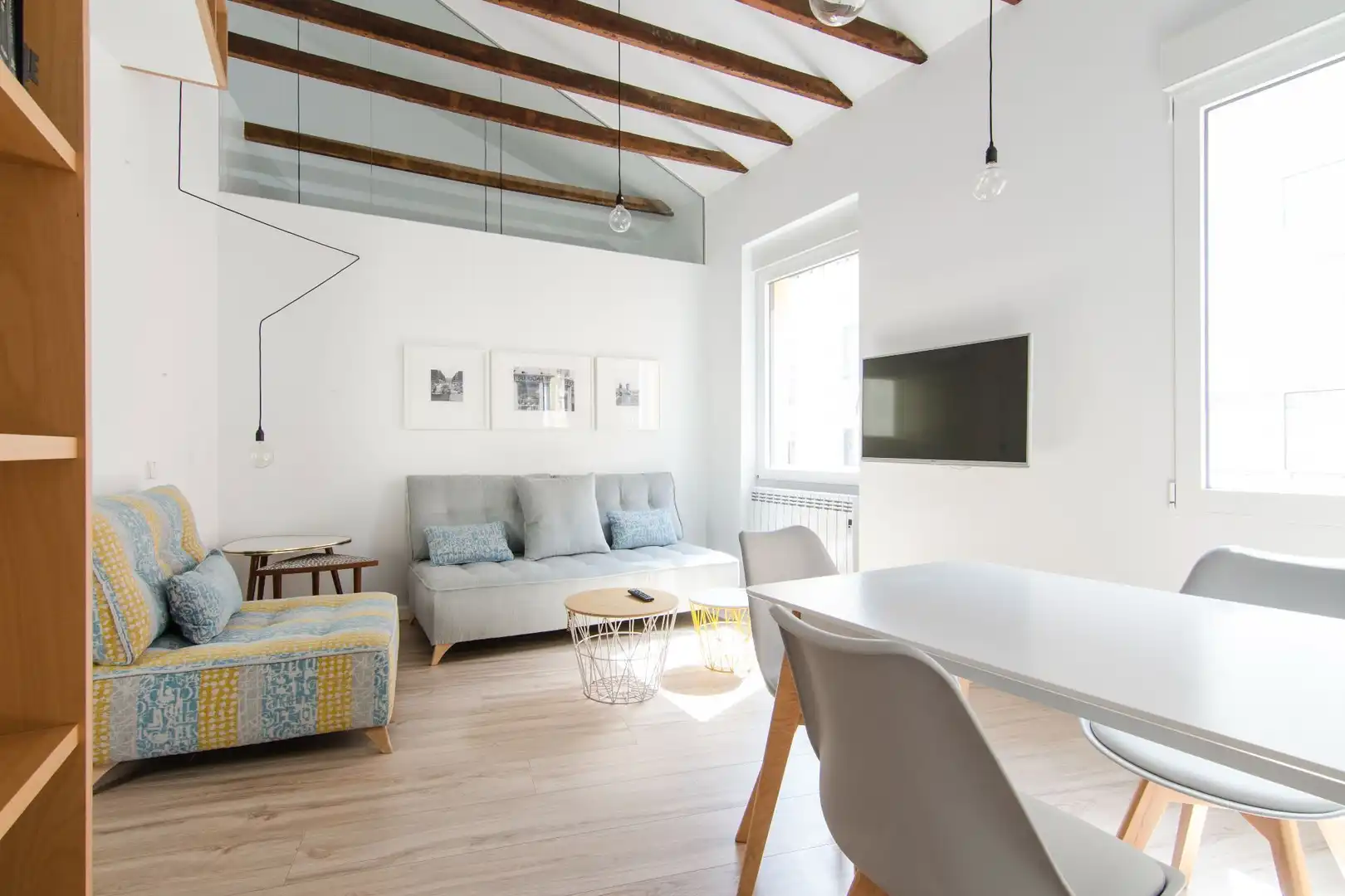 Sala de estar de Ático en venta en Madrid con Calefacción y Amueblado