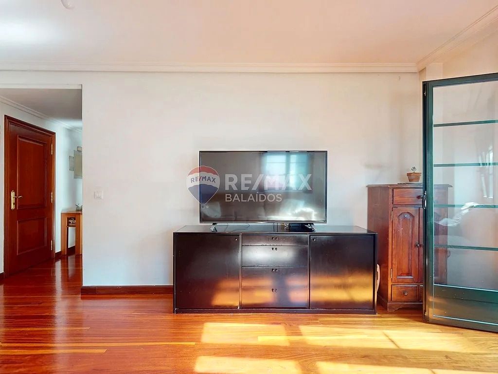 Living room of Duplex for sale in Vigo   with Heating, Parquet flooring and Storage room
