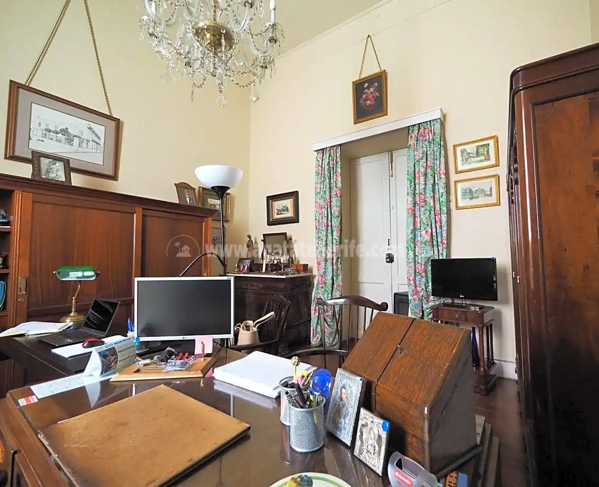 Houses for sale in La Orotava  with Private garden and Terrace
