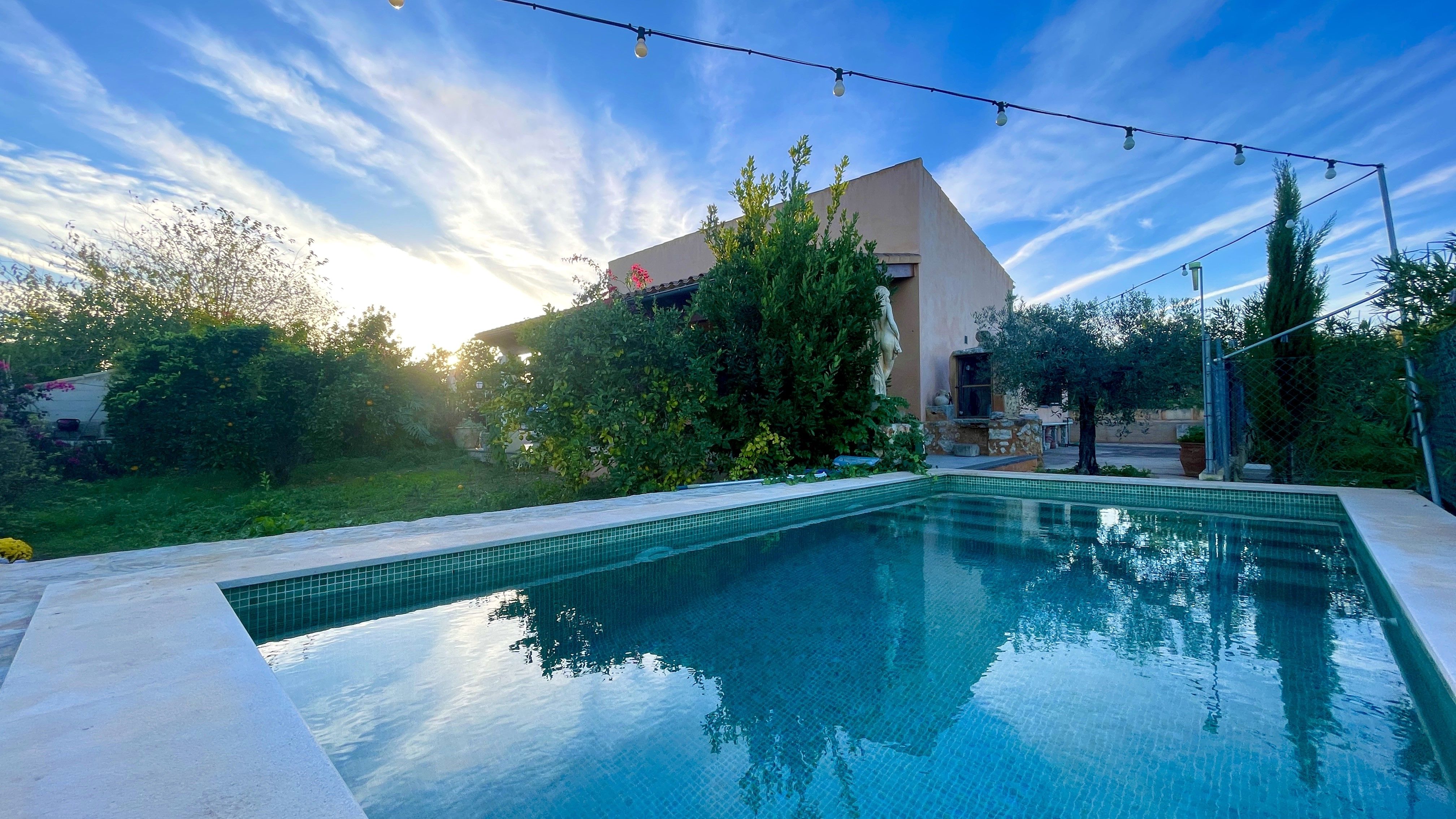 Swimming pool of Country house to rent in Llubí  with Air Conditioner, Swimming Pool and Furnished