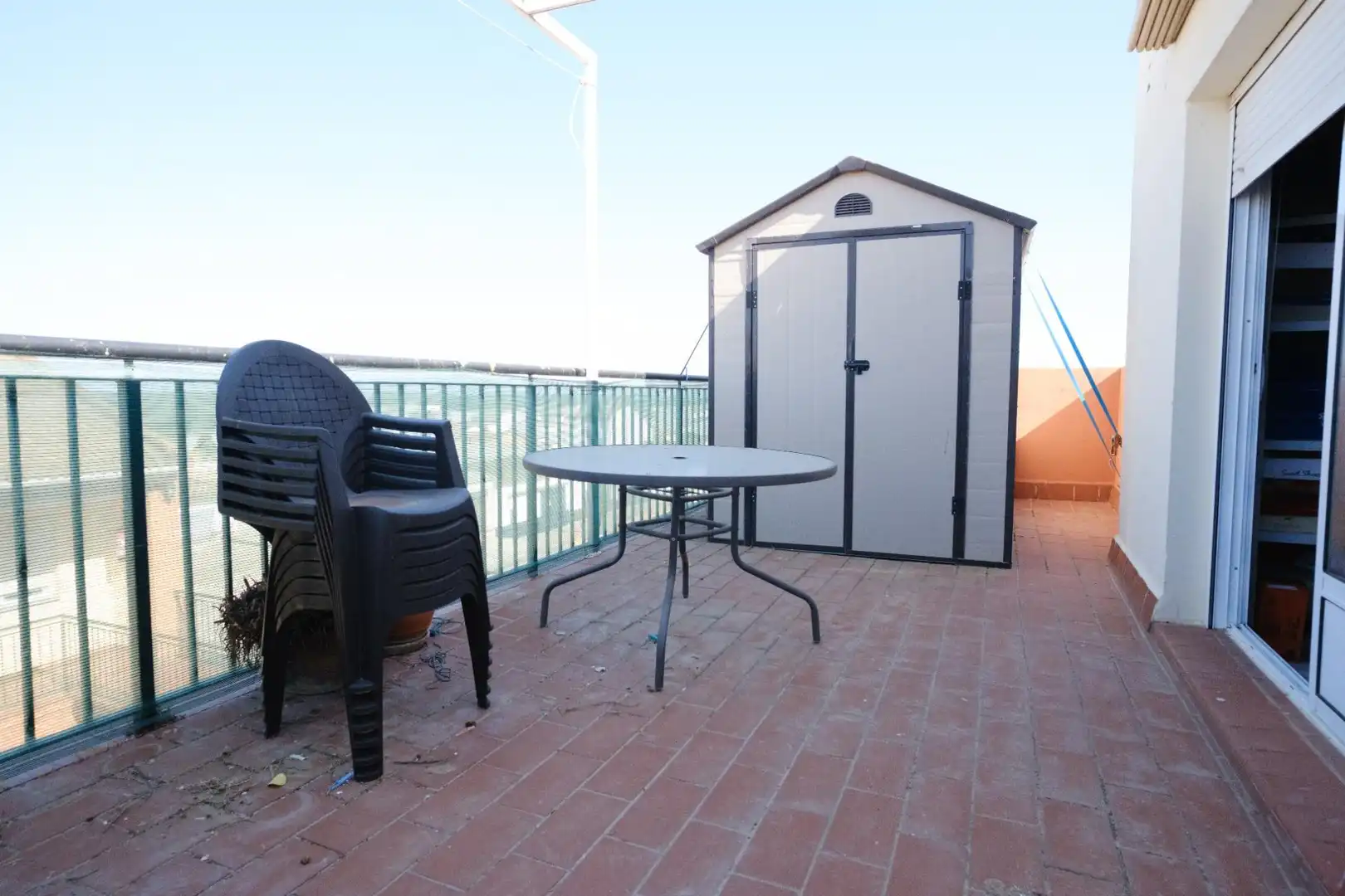 Terrasse von Dachboden zum Verkauf in Pilas mit Klimaanlage und Terrasse