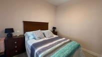 Bedroom of Flat for sale in Dos Hermanas