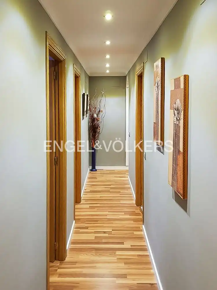 Piso en venta en Valencia con Aire acondicionado, Calefacción y Amueblado