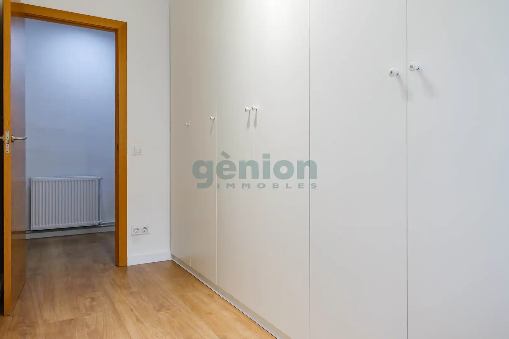 Habitación de Piso en venta en Girona con Aire acondicionado, Calefacción y Balcón