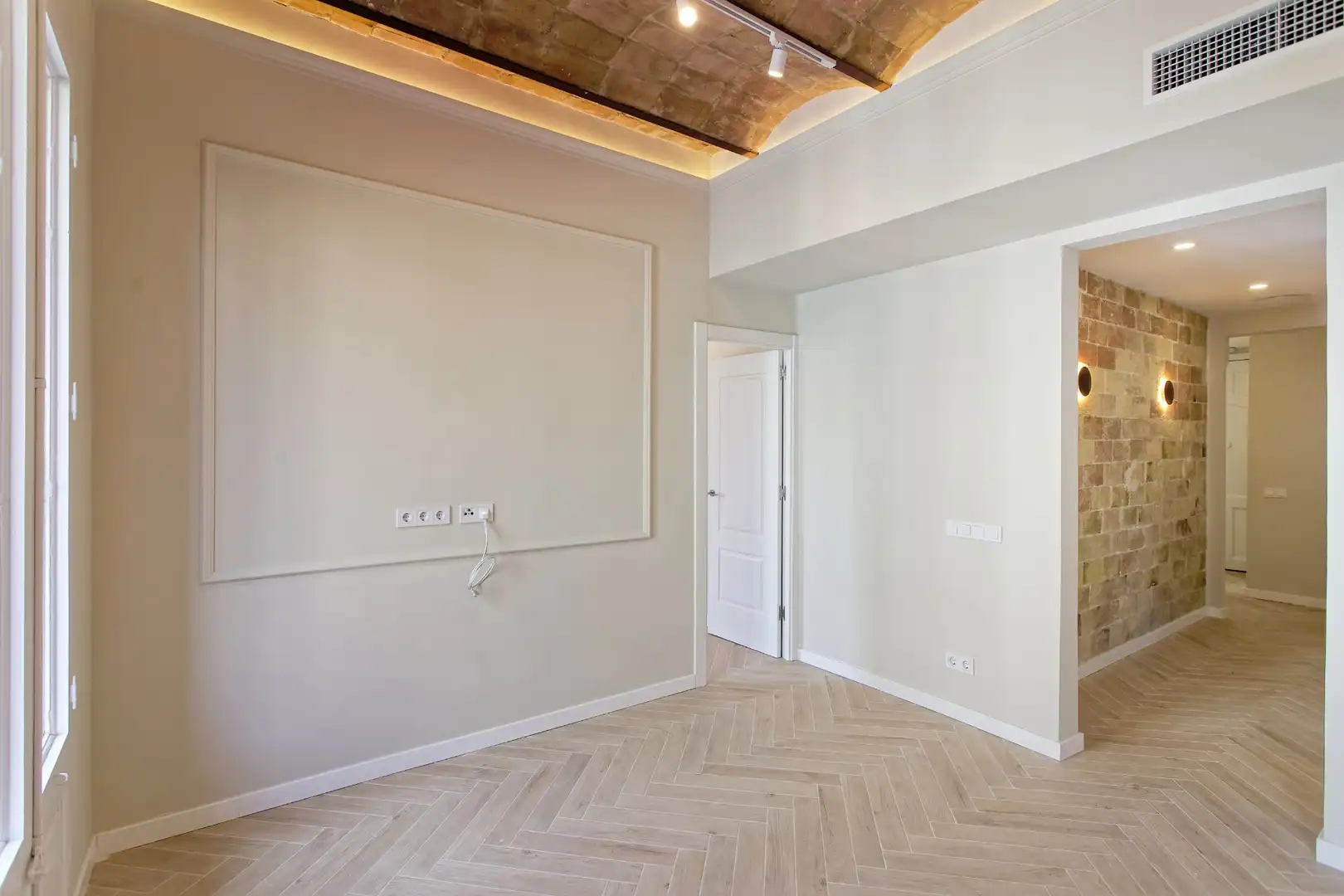 Piso en venta en Barcelona con Aire acondicionado, Calefacción y Horno