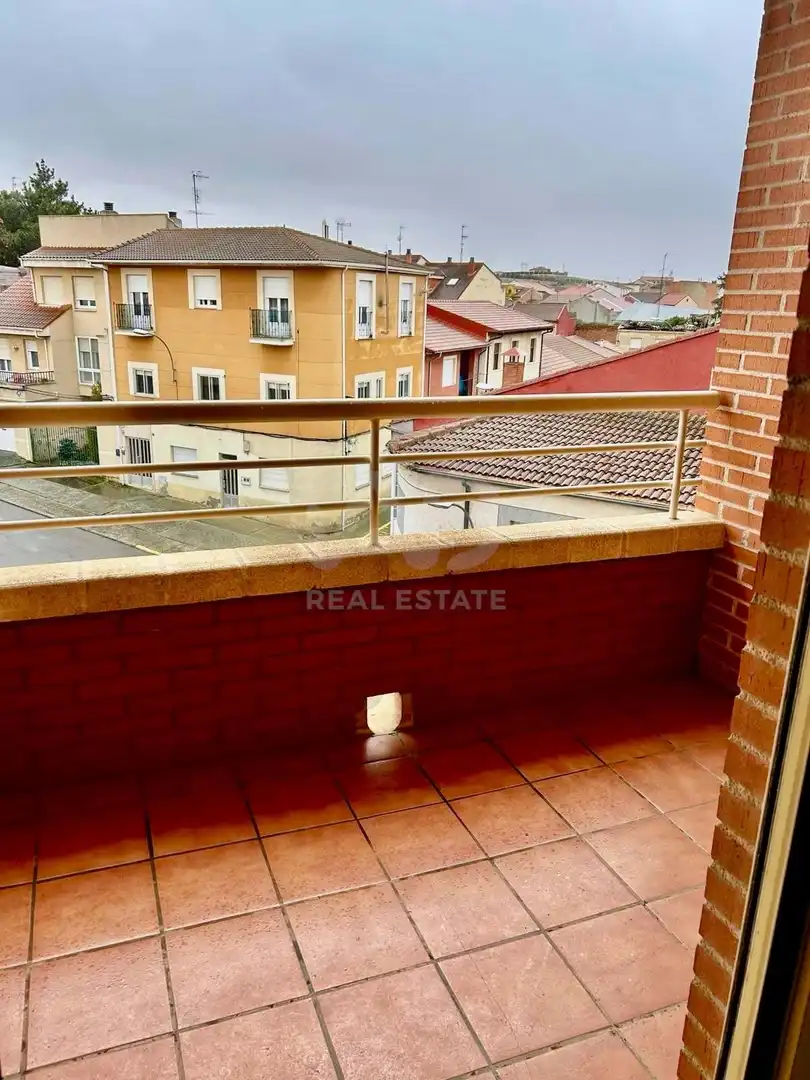 Terraza de Piso en venta en La Bañeza  con Calefacción