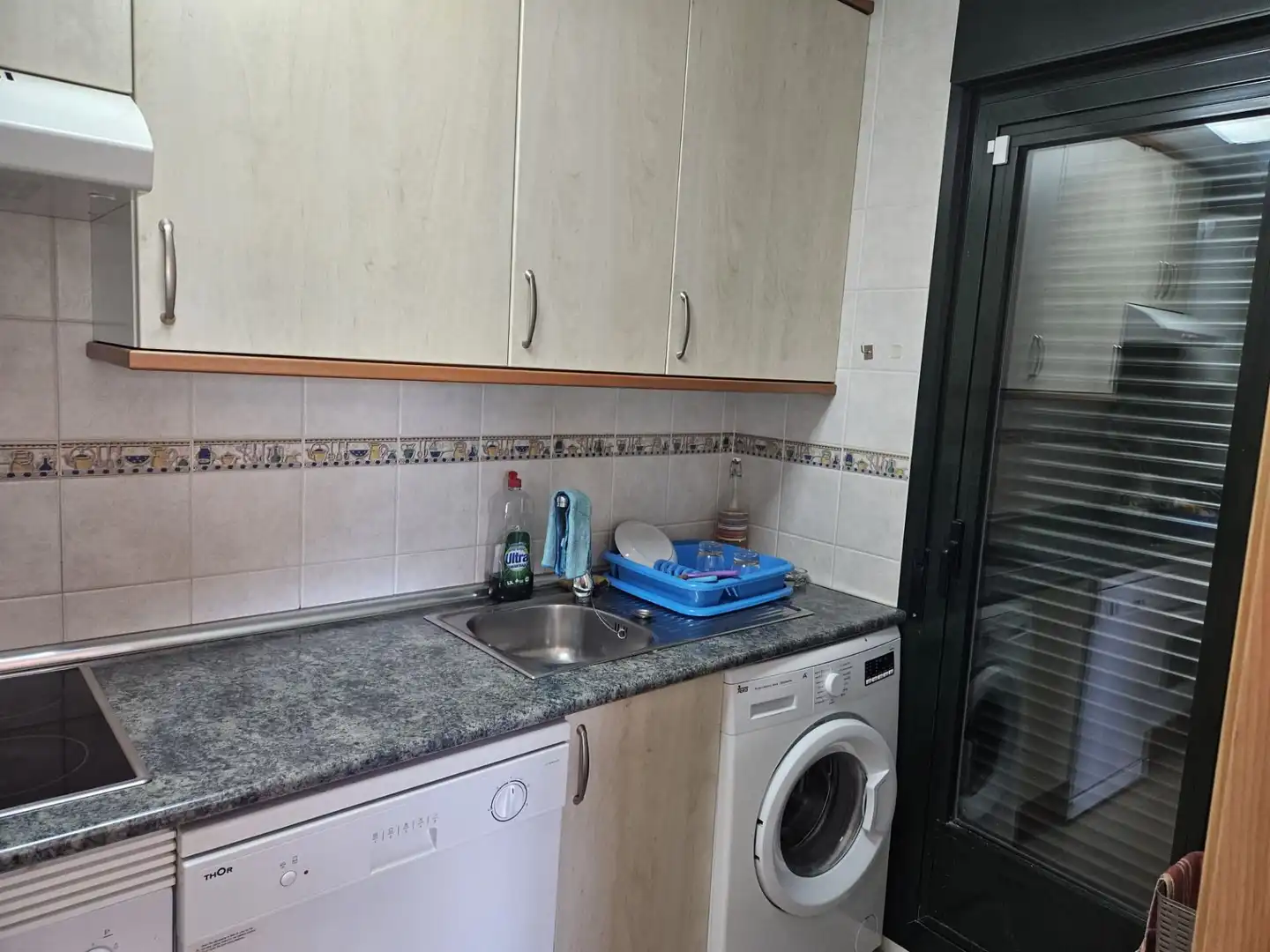 Cuina de Pis en venda en Ávila amb Aire condicionat, Terrassa i Traster