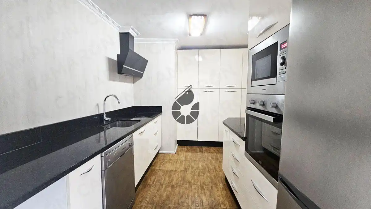 Cocina de Piso en venta en Coria del Río con Aire acondicionado y Terraza