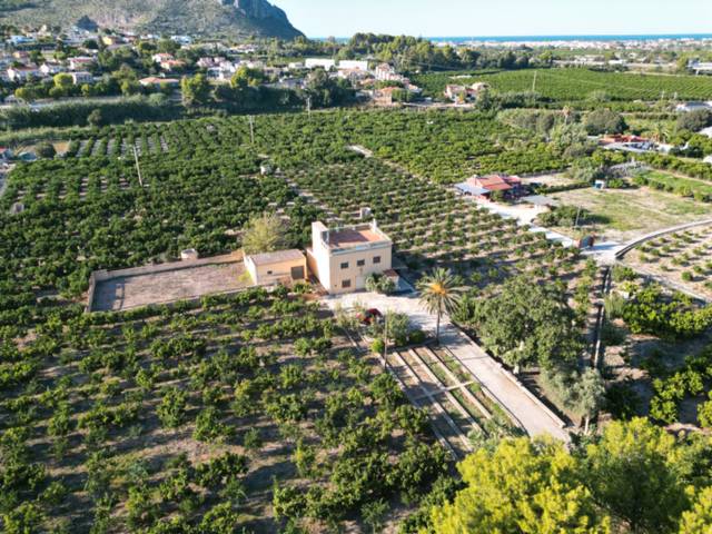 Casa-chalet en Venta en Beniarbeig