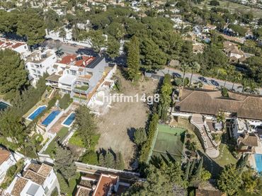 Terreny residencial en venda a Nueva Andalucía