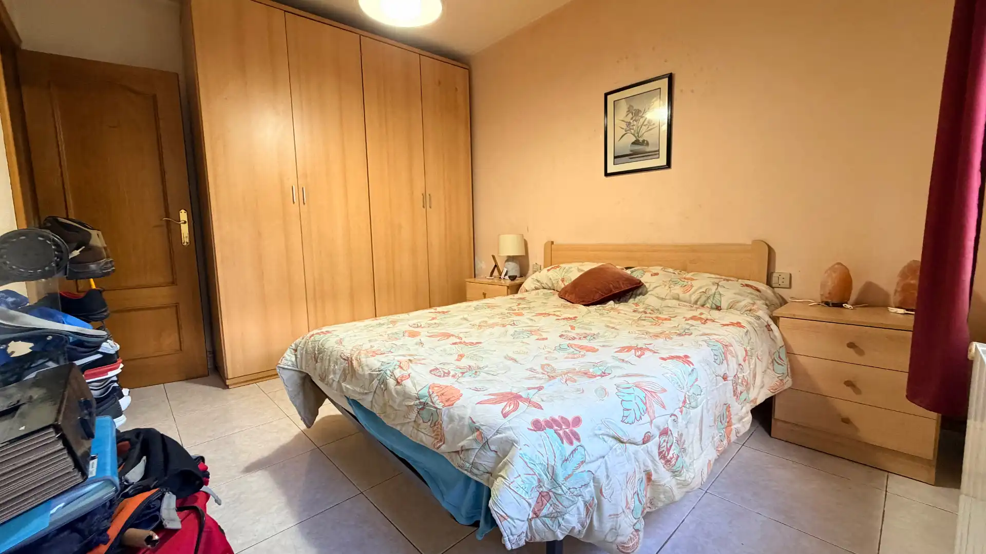 Habitación de Piso en venta en Viladecans con Calefacción, Amueblado y Horno