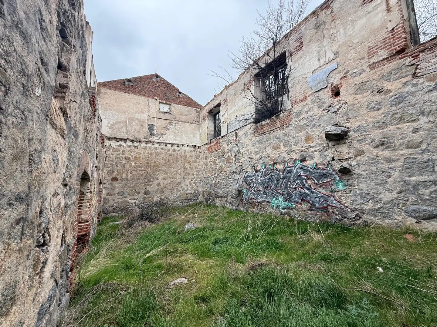 Vista exterior de Terreno industrial en venta en Ávila