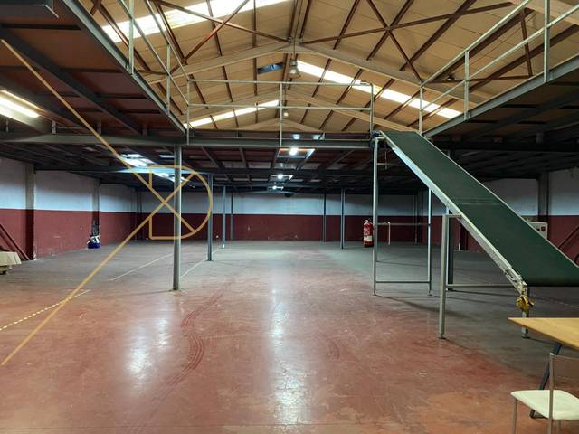 Nave industrial en Venta en Santa Anna en La Clota - Zona industrial