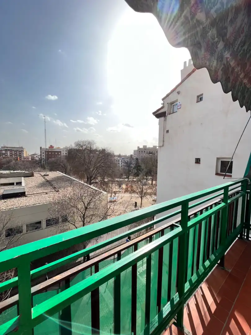 Außenansicht von Wohnung zur untervermieten in Madrid mit Klimaanlage, Terrasse und Möbliert