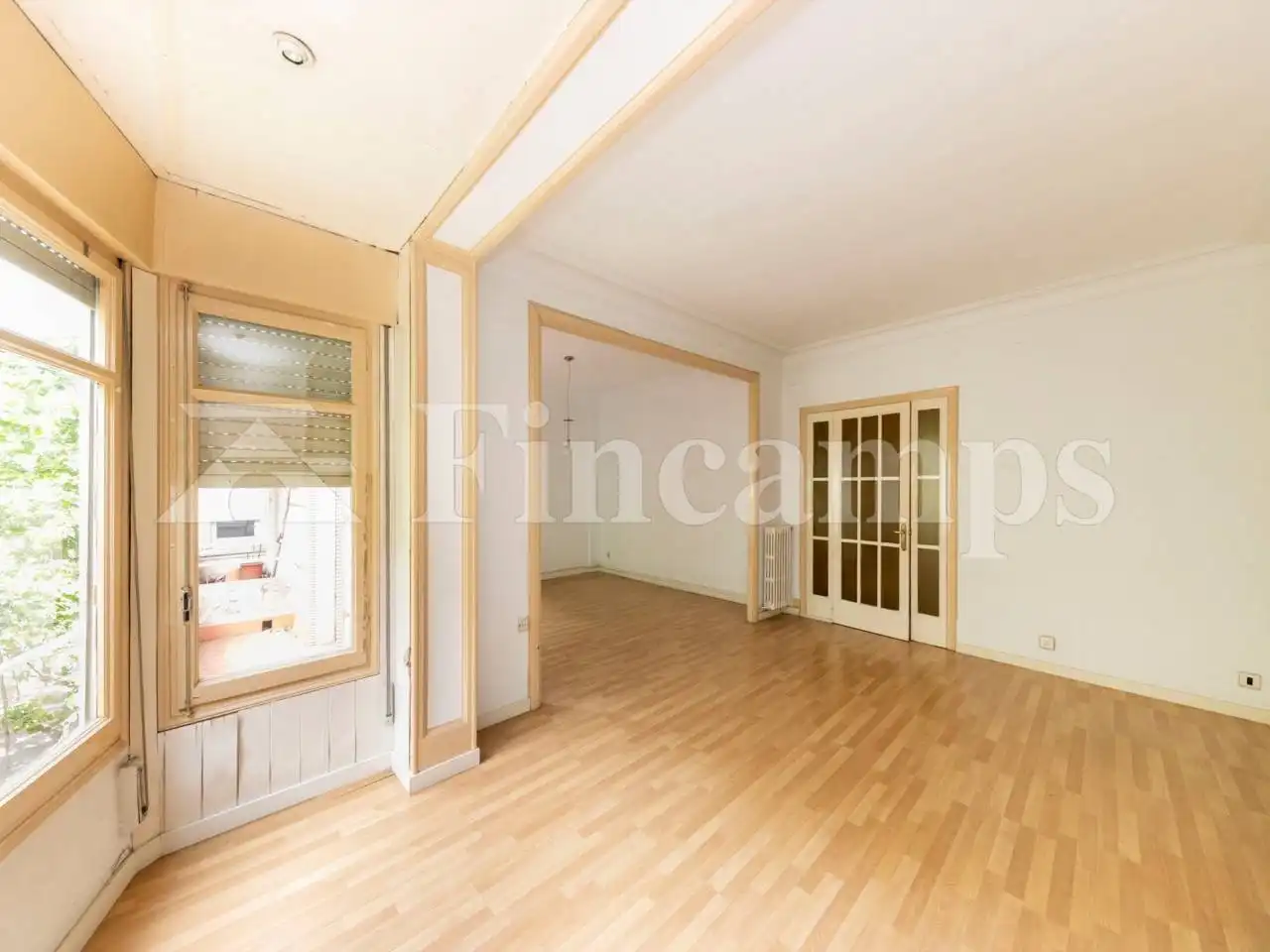 Sala d'estar de Pis en venda en Sabadell amb Calefacció, Parquet i Terrassa