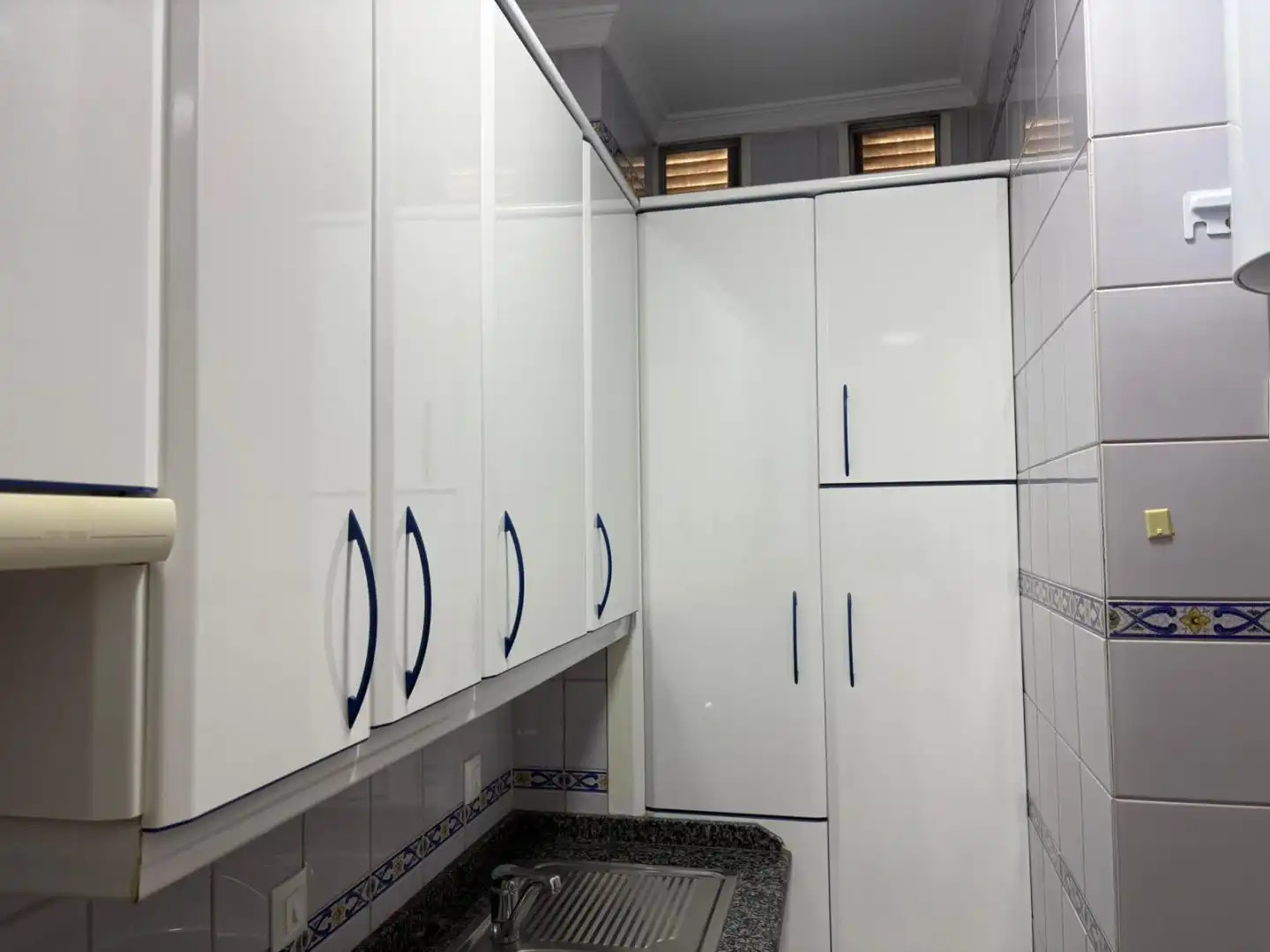 Cuina de Dúplex de lloguer en Sevilla amb Aire condicionat, Calefacció i Terrassa