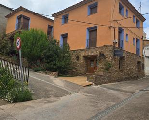 Exterior view of Building for sale in Carenas