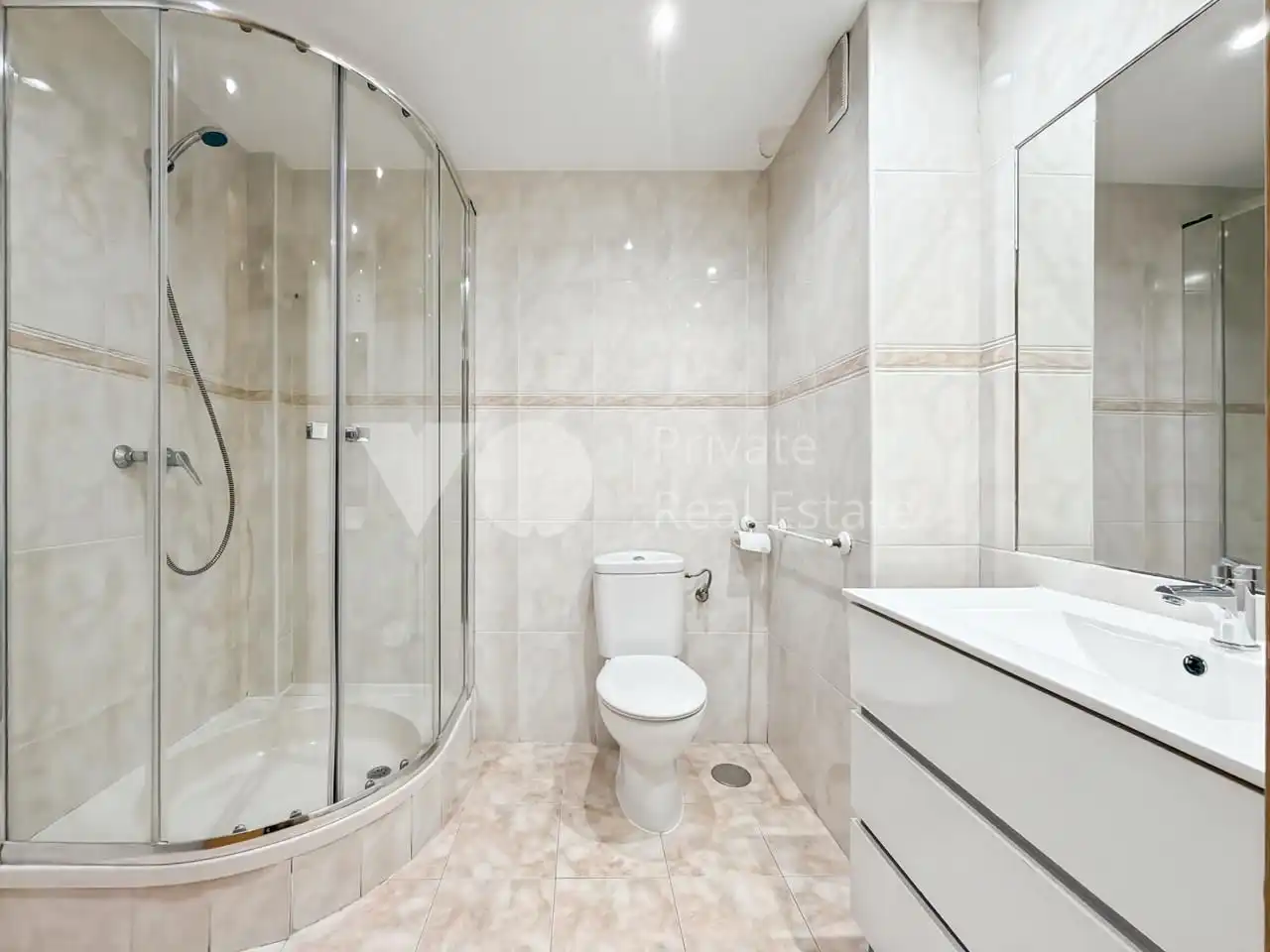 Baño de Planta baja en venta en Alcobendas con Calefacción, Terraza y Trastero