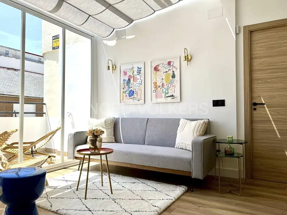 Penthouse with lift for sale in Calle de Fernando el Católico, imagen 2
