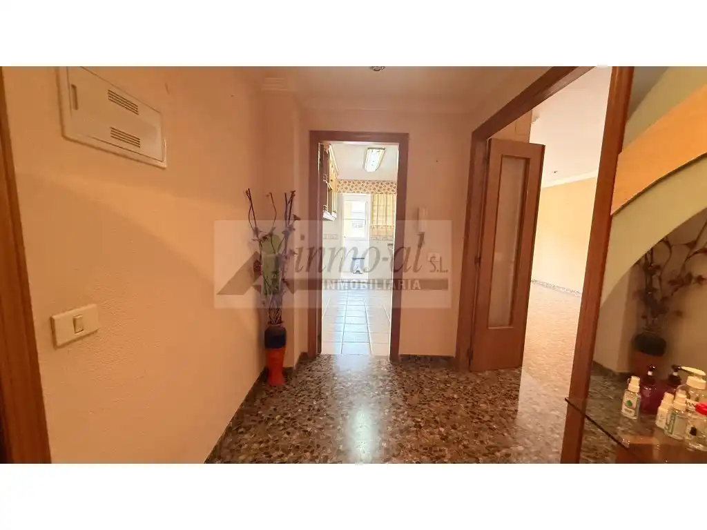 Flat with terrace for sale in Calle San Fernando, imagen 3