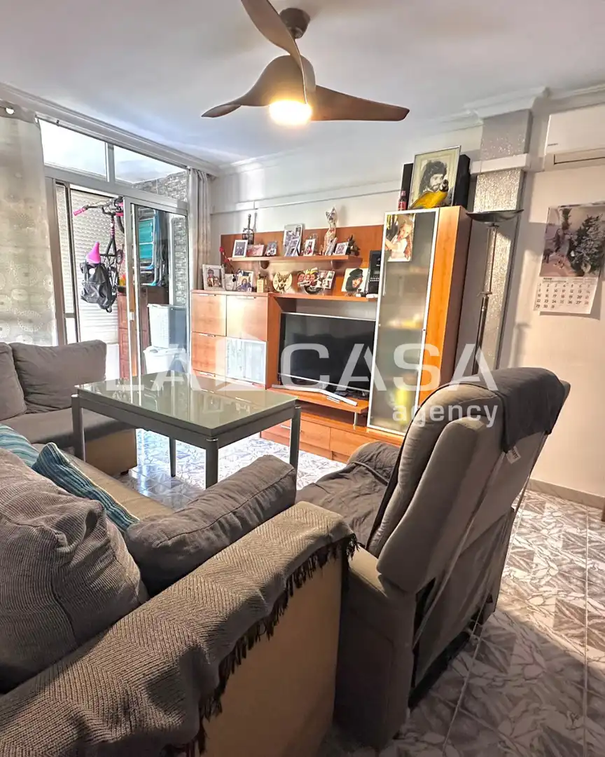 Flat for sale in  Sevilla Capital  with Terrace