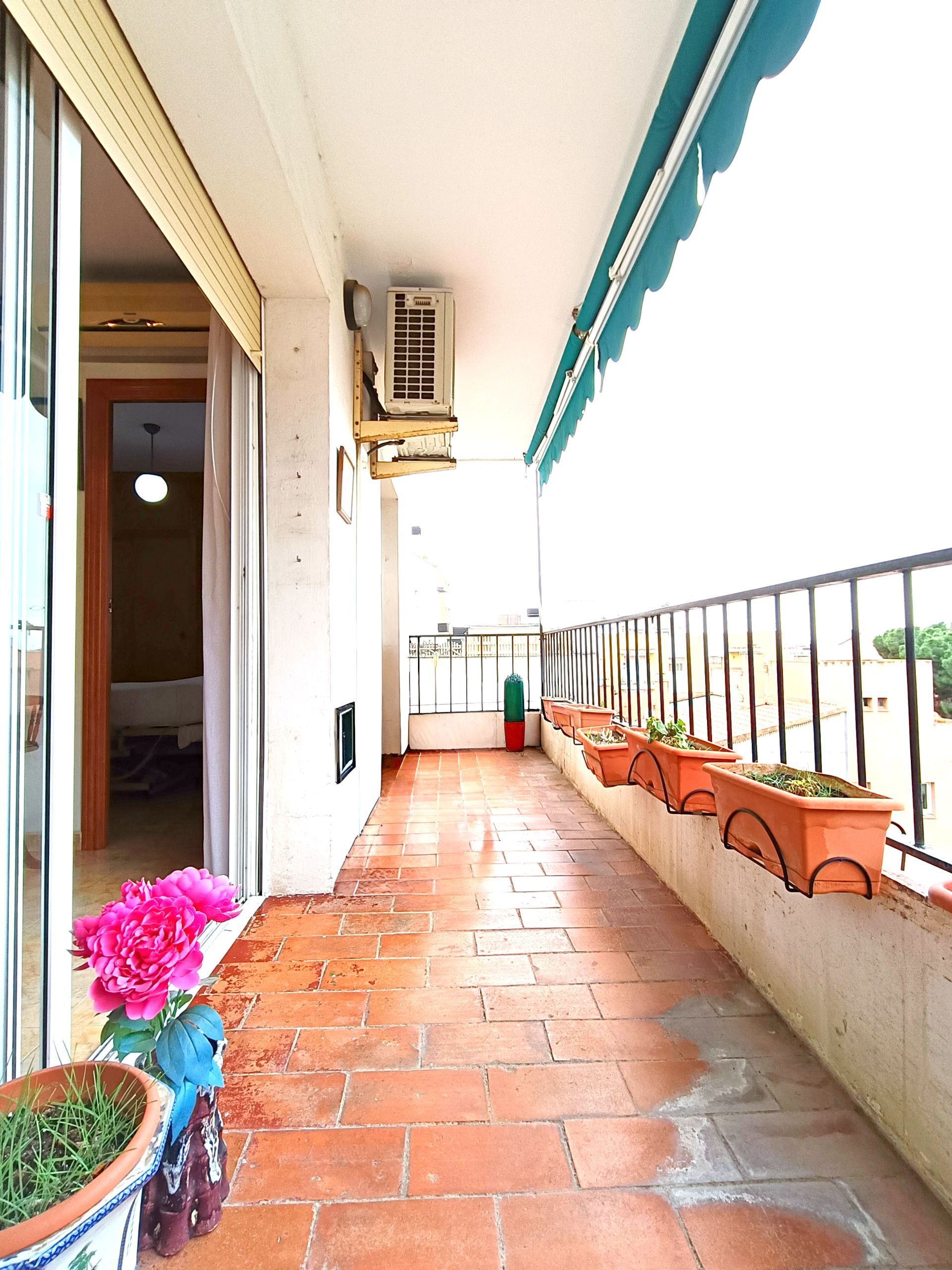 Balcony of Flat for sale in Mataró  with Air Conditioner, Heating and Terrace