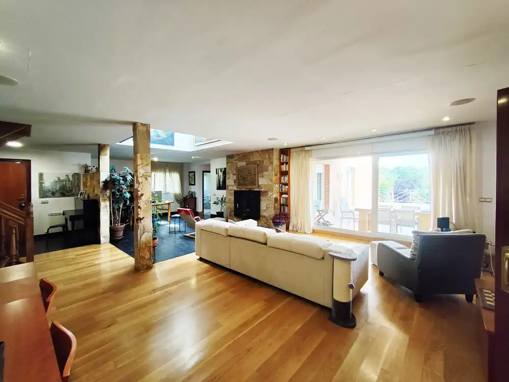 Sala de estar de Casa o chalet en venta en Guadarrama con Calefacción, Jardín privado y Parquet